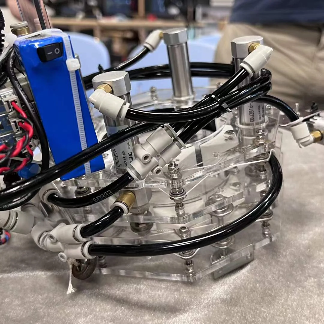 Student pipe-climbing robot project